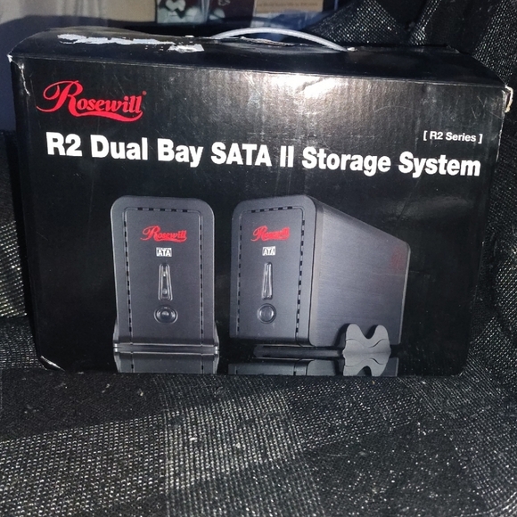Rosewill R2 Dual Bay SATA II Storage System - Picture 1 of 5